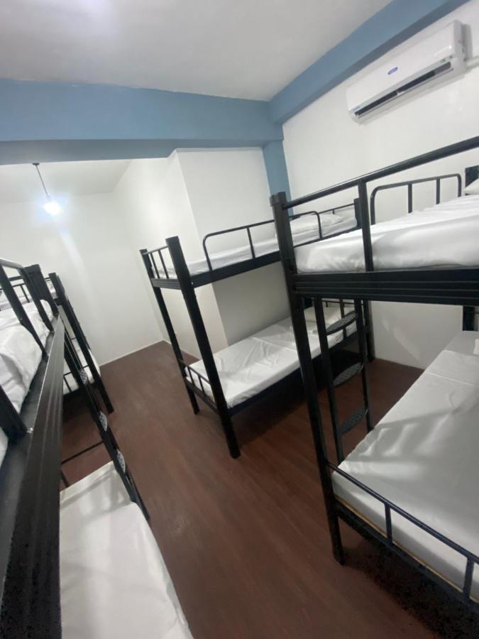 Lime Lite Manila Hostel San Pedro Makati Exterior foto